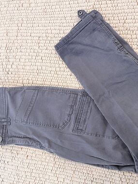 Democracy Women's Charcoal Cropped Utility Pants